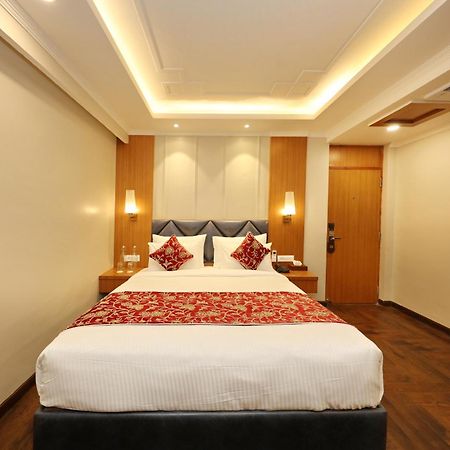 Hotel Blanco Srīnagar エクステリア 写真