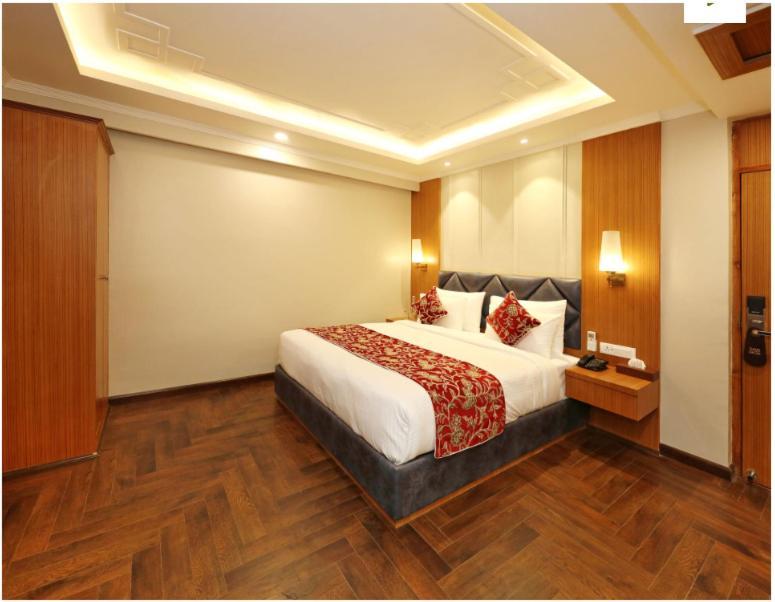 Hotel Blanco Srīnagar エクステリア 写真